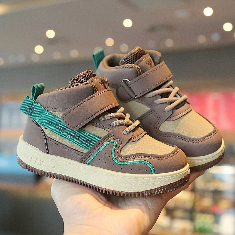 BaByMoms Sepatu Sneakers Anak Laki-laki Tampak Samping BBSA007 - Model Sepatu Korea Terbaru